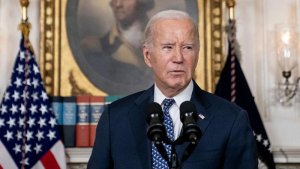 Perezida Biden yutse inabi abakoze raporo ivuga ko afite ibibazo by'izabukuru no kwibuka