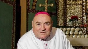 Australia: Musenyeri Gatolika yafunzwe azira ibyaha birimo gusambanya abana