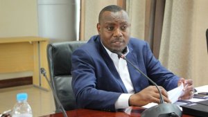 Ukuri ku mpamyabumenyi mpimbano zishinjwa Dr. Isaac MUNYAKAZI