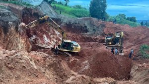 Urukiko rwafunze abantu babiri barimo Gitifu bazira ikirombe kitemewe cyaguyemo abantu 