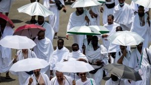Abantu nibura 14 bishwe n'ubushyuhe bwinshi mu mutambagiro wa Islam wa Hajj