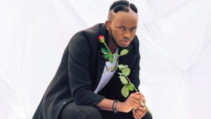 Chriss Eazy ayoboye abahanzi 10 ba mbere kuri YouTube