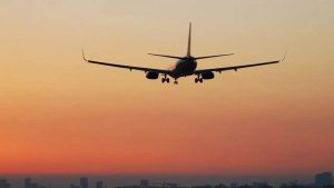 Sosiyete z'indege zinyuranye zahagaritse igendo zica mu kirere cya Pakistan