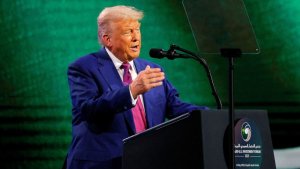 Trump agiye gukuraho ibihano byari byarafatiwe Syria