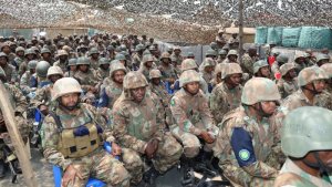 Afurika y'Epfo yahakanye amakuru y'uko u Rwanda ruzambura abasirikare bayo intwaro bwite