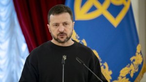 Zelensky yise abahagarariye u Burusiya mu biganiro 'ibicucu'