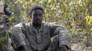 Umusirikare wa Amerika yishe atemye umugore we utwite, amuta mu kimoteri