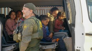 Urukiko rwemereye Amerika kohereza abimukira mu bihugu birimo Libya na Sudani y'Epfo