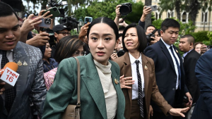 Thailand: Minisitiri w'Intebe yegujwe azira guca bugufi