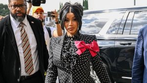 Cardi B yatsinze urubanza yaregwagamo gushinga inzara umusekirite