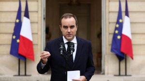 Minisitiri w'Intebe mushya w'u Bufaransa yashyizeho guverinoma nshya