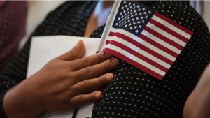 USA: Abahawe Green Card bo mu bihugu 19 bashobora kuzamburwa