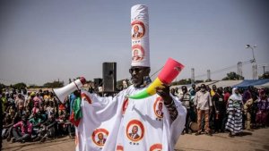 Burkina Faso: Amashyaka ya politiki yose yasheshwe