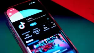 TikTok yanze gukoresha uburyo burinda amakuru y'abayikoresha