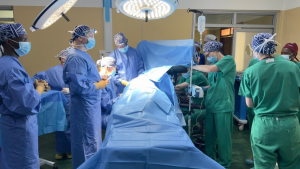 Karongi: Abantu 17 bakorewe ‘Plastic surgery'