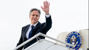 Abadepite 2 ba Amerika basabye Minisitiri Blinken gusaba n'imbaraga u Rwanda rugafungura Rusesabagina 