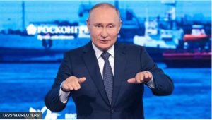 Putin yise ibihano yafatiwe n'uburayi umuriro wugarije Isi