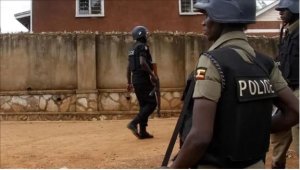 Umupolisi wa Uganda yarashe umusirikare