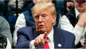 Ubushinjacya bw'America bwabwiye Trump ko bumukoraho iperereza ku mabanga ya Leta yatwaye 