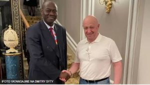 Umukuru wa Wagner yagaragaye mu Burusiya mu nama n'Afurika