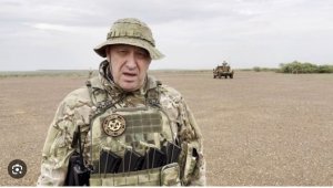 Umuyobozi wa Wagner yagaragaye ahagaze ku butaka bikekwa ko ari muri Afurika