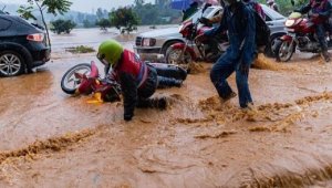 Kigali: Imvura idasanzwe yahitanye babiri, isenya inzu 27