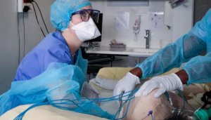 Ubufaransa bwafashe ingamba zikaze zo kwirinda Covid-19 ikomeje kubwugariza cyane