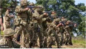 Ukraine ishaka kongera umubare w'abasirikare ngo yigarurire amagepfo y'igihugu yambuwe n'Uburusiya