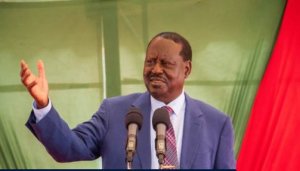 Raila Odinga yasabye Ambasaderi wa America kwitonda cyane ko Kenya itakiri mu bukoroni