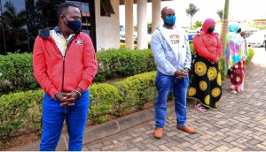 Polisi yaburiye abakoresha impushya bahawe ibitemewe n'abakomeje kwiyita abarwayi