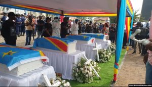 RDC:Abantu 35 bazize ibisasu mu nkambi ya Mugunga bashyinguwe