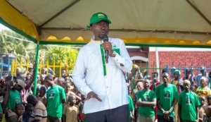 Dr Habineza Frank yemereye abanya Gisagara kubakemurira ibibazo bamaranye igihe kinini