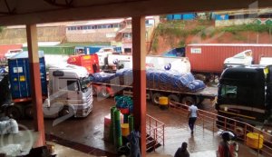 Burundi: Abagenzi bahejejwe ku mupaka kubera pasiporo ziriho kashe ya M23