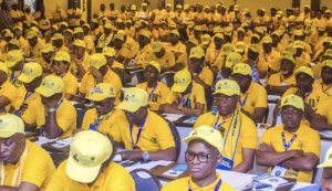 Leta ya RDC yahagaritse amashyaka 12 atavuga rumwe na yo