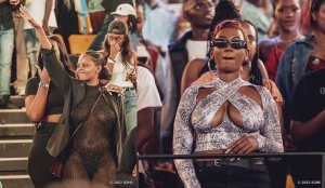 Mu mafoto ihere ijisho imyambarire idasanzwe abakobwa baserukanye mu gitaramo cya Tayc