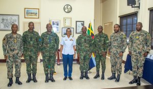 Jamaica: Ingabo z'u Rwanda zimaze kubaka inzu 62 n'ibyumba by'ishuri