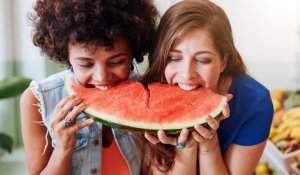 Sobanukirwa impamvu abagore n'abagabo bakwiye kurya Watermelon kenshi