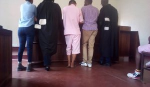 Umushoramari w'umushinwa ushinjwa gusambanya umunyarwandakazi amuziritse arasubizwa mu rukiko