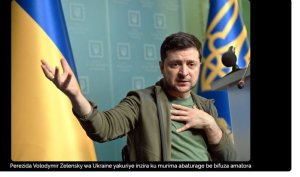 Zelensky yabwiye Abanya-Ukraine bifuza amatora ko bakwishakira ubundi bwenegihugu