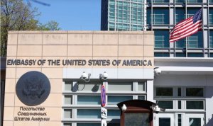 Uburusiya bwirukanye abadipolomate babiri b'Abanyamerika