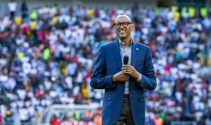 Perezida Kagame arashimirwa ku mugaragaro n'Aba-Rayon bamaze kuzuza Sitade yubakiwe Abanyarwanda