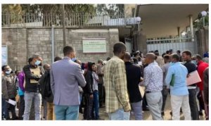 Ethiopia: Abasore babyukiye kuri amabasade y'Uburusiya bisabira kuyirwanira[AMAFOTO]