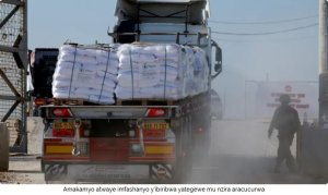 Abanye Gaza bari mu kaga nyuma y'aho Amakamyo abazaniye imfashanyo acucuriwe