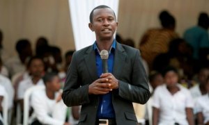 Munyanshoza agiye kumurika igitabo gikubiyemo indirimbo 100 zigaruka kuri Jenoside yakorewe Abatutsi