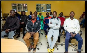 Imbamutima zabamwe bari bafunganwe na Rusesabagina nyuma yo guhabwa imbabazi 