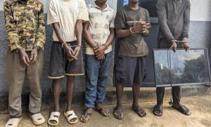 Kamonyi: Batanu bakurikiranyweho ubujura burimo gutobora inzu