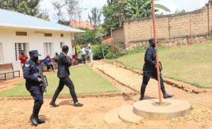 Amafoto agaragaza Prince Kid ubwo yasohokaga mu urukiko