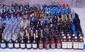 Kigali: Bafatanwe amacupa arenga 700 y'inzoga za liquor za magendu