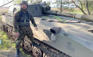 Abatuye ahafashwe n'Uburusiya babwiwe kwitegura kuburwanira 