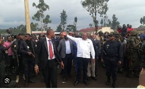 RDC:Uhuru Kenyata yanyuranije n'icyari kimwitezwe ho i Goma asaba Leta ya Congo kuganira na M23
